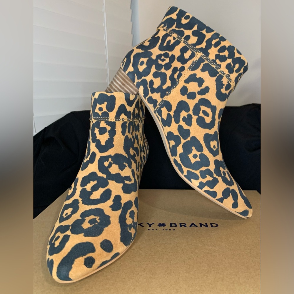 NIB Lucky Brand Tan & Black Natural INK Leopard Ankle Booties